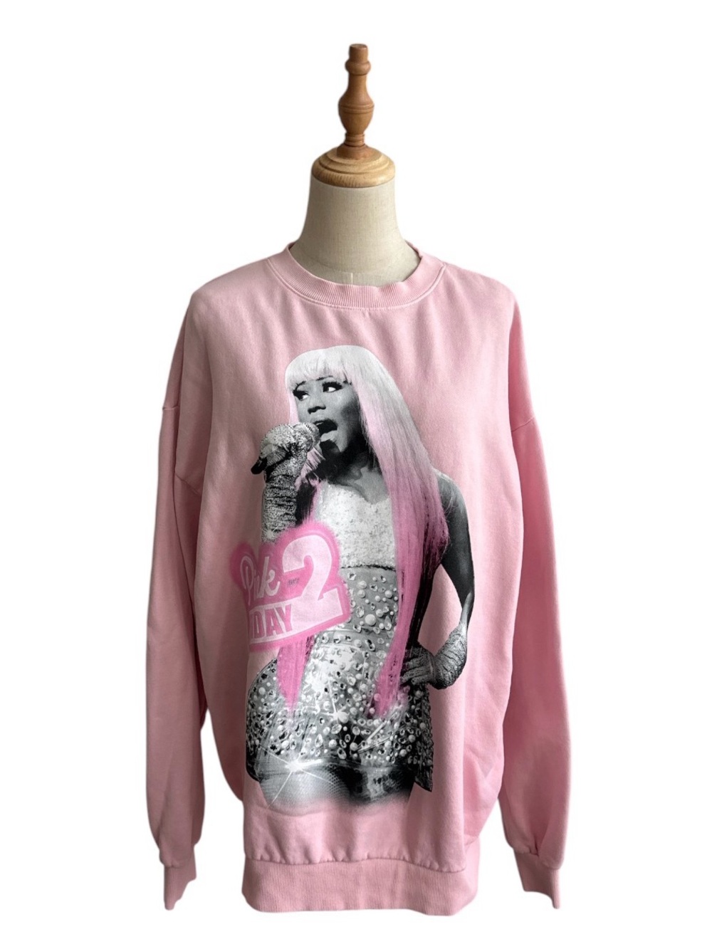Nicki Minaj Pink Friday 2 Gag City Reloaded Crewneck Sweatshirt Concert Size XL - Picture 7 of 7